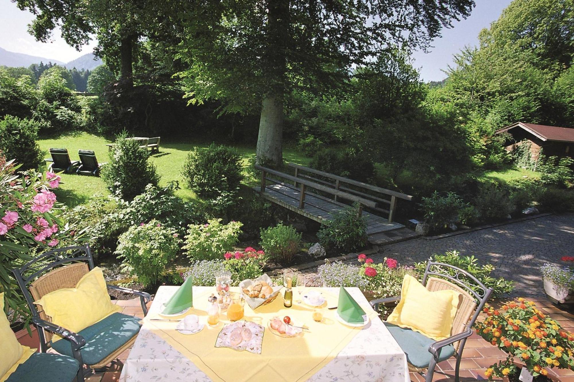 Gaestehaus Linsinger Bad Wiessee Exteriör bild